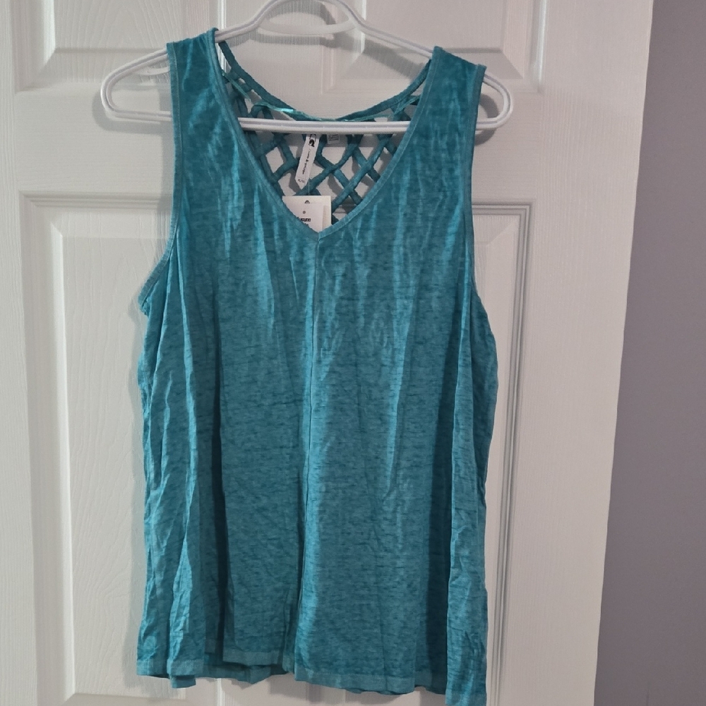 Cable & Gauge Turquoise Tank Top with Lattice Back